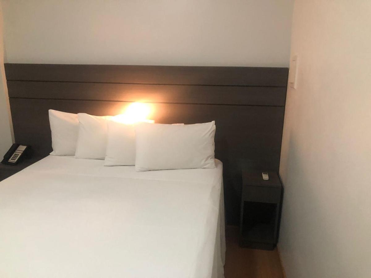 Apart-Hotel De Luxo Em Lourdes 贝洛哈里桑塔 外观 照片