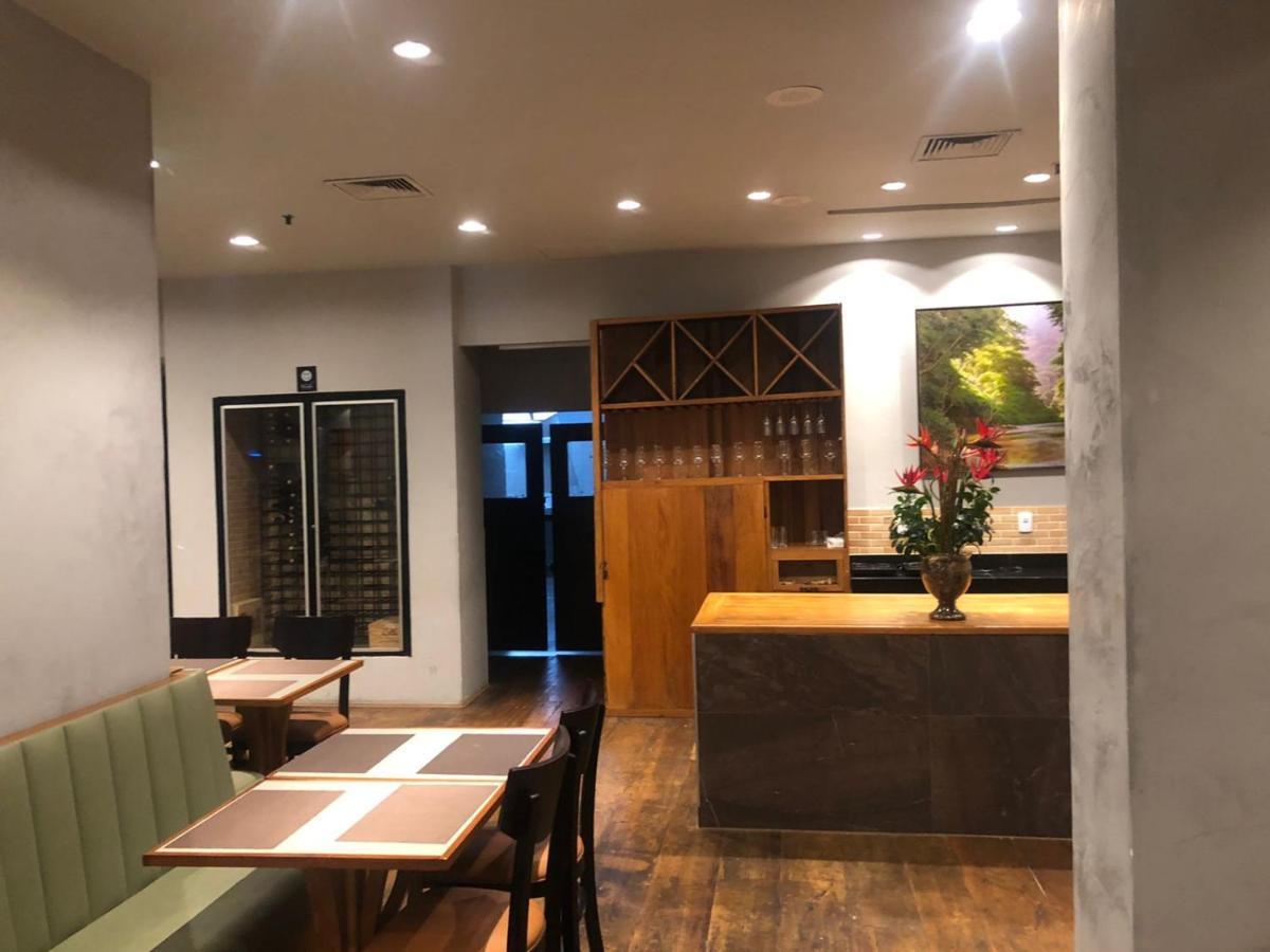 Apart-Hotel De Luxo Em Lourdes 贝洛哈里桑塔 外观 照片