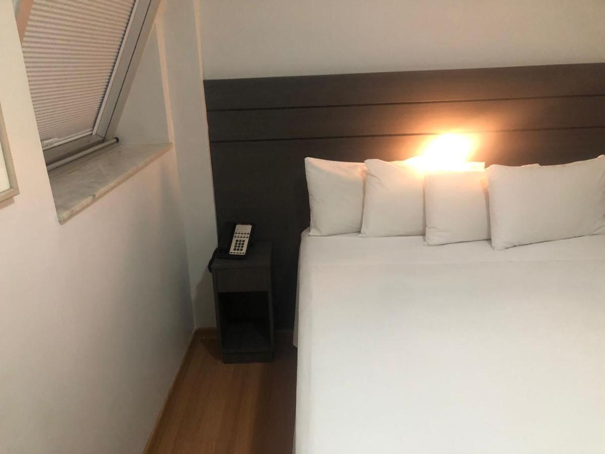 Apart-Hotel De Luxo Em Lourdes 贝洛哈里桑塔 外观 照片