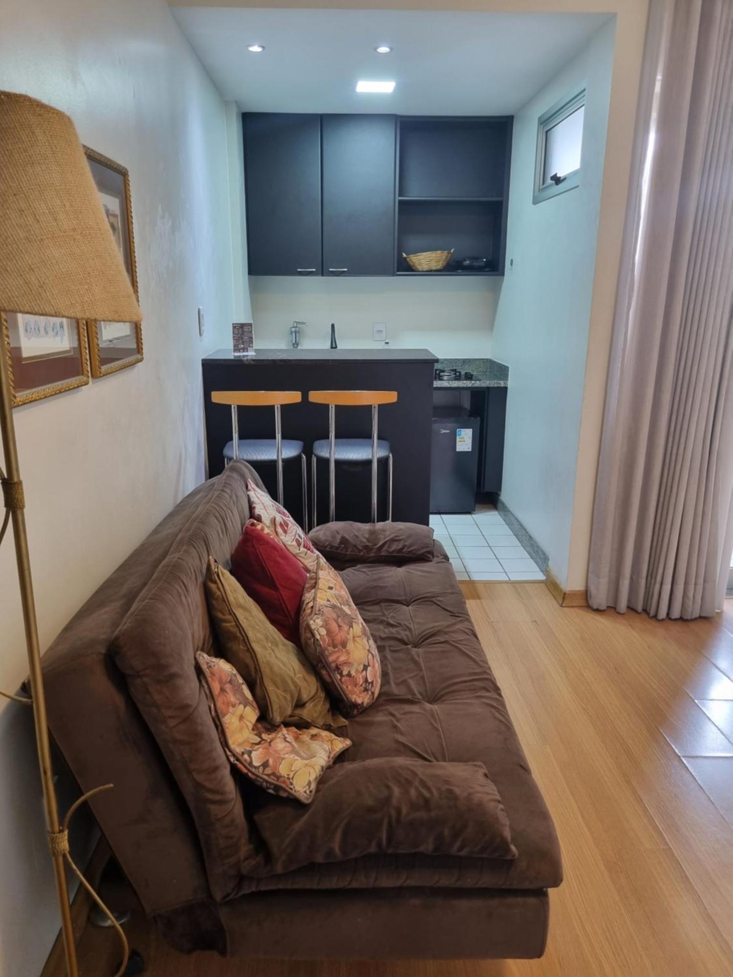 Apart-Hotel De Luxo Em Lourdes 贝洛哈里桑塔 外观 照片